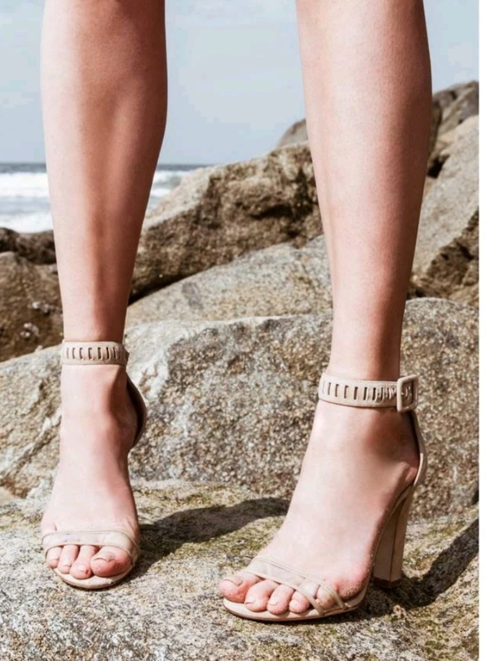 TAMARA MELLON JAGGER 105 - SUEDE SANDAL, SAND 39